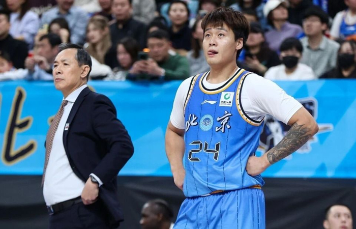 赵睿因新伤将休养约两周，北京伤病潮再起；辽